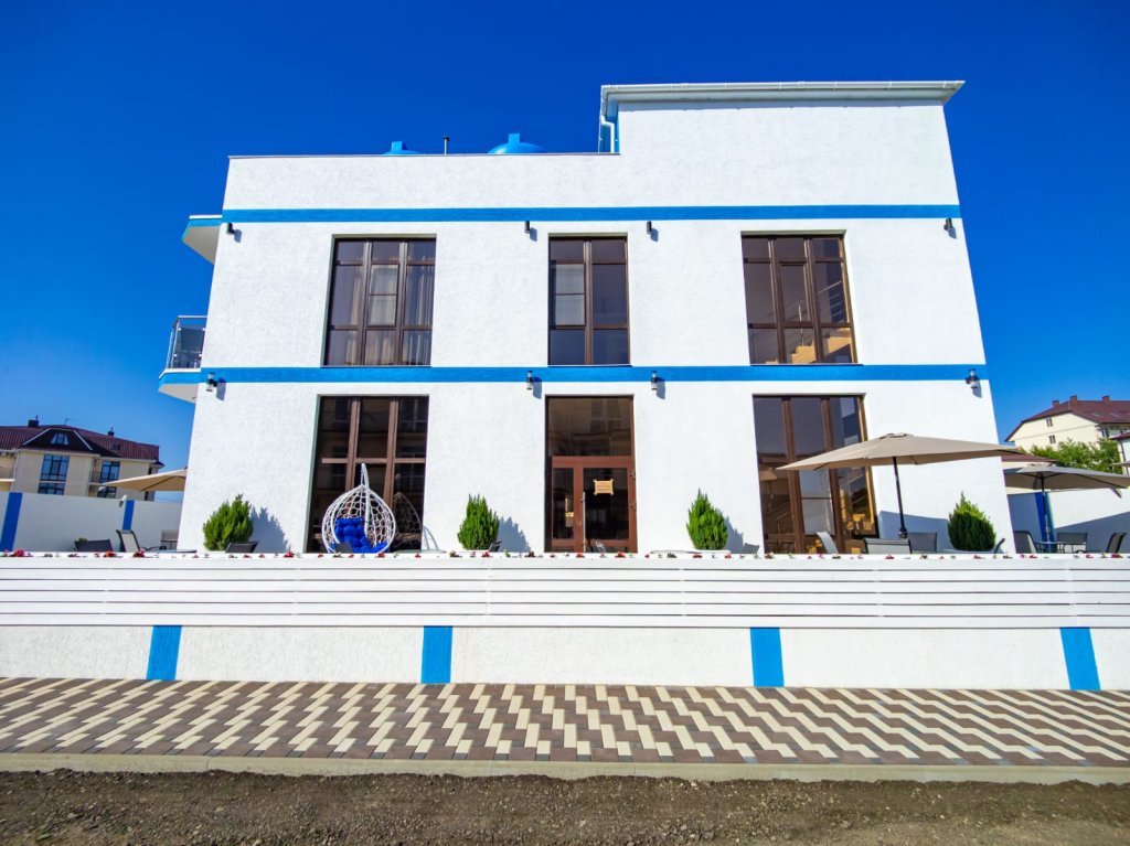 Del&art Vityazevo Hotel in Vityazevo, Russia