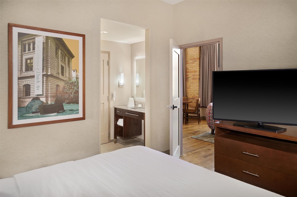 Homewood Suites by Hilton Grand Rapids Downtown - photo 11
