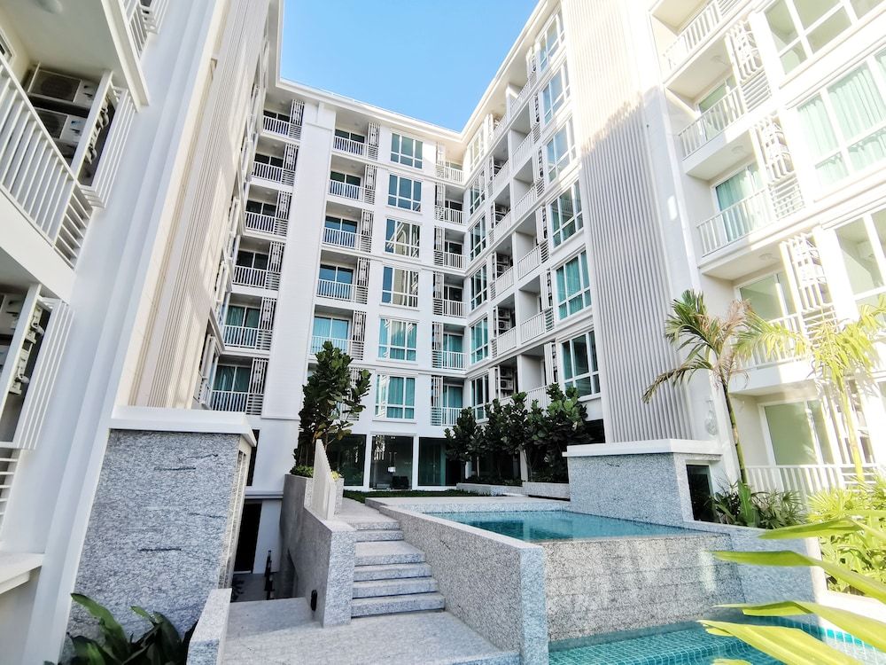 Ekkamai Apartment — 4-Star Luxury Hotel in Bangkok, Thailand