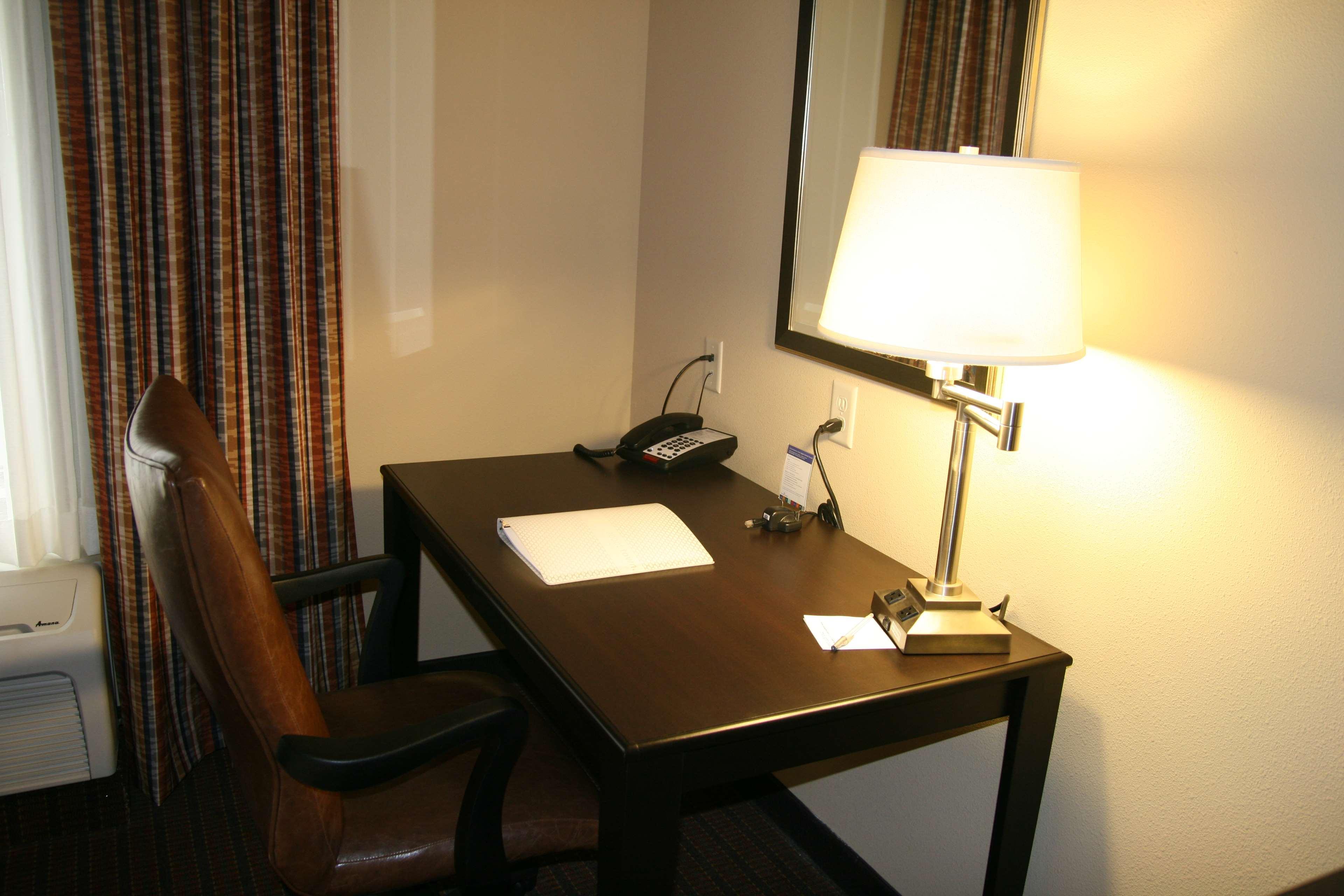 Hampton Inn La Junta - photo 17