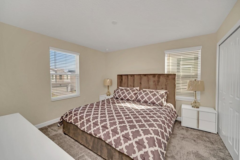 Ultimate 9 Champions Gate Resort Property With Spa 9 Bedroom Villa by RedAwning Kissimmee - photo 8