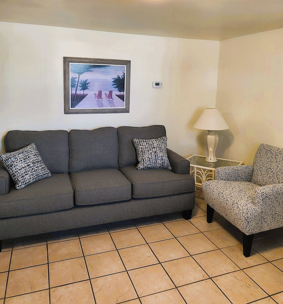 Condor Motel - photo 43