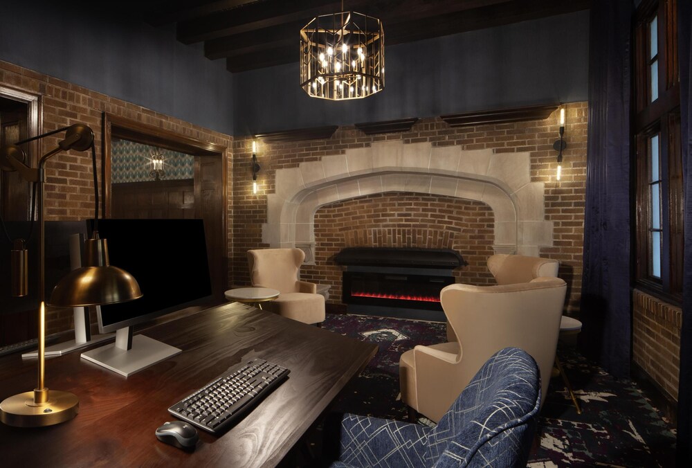 Hotel Royer Urbana Champaign Tapestry Collection by Hilton - photo 53