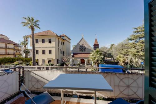 Victoria Hall Bordighera 2 bedroom apartment Parking — 4-Star Luxury Hotel in Bordighera, Italy