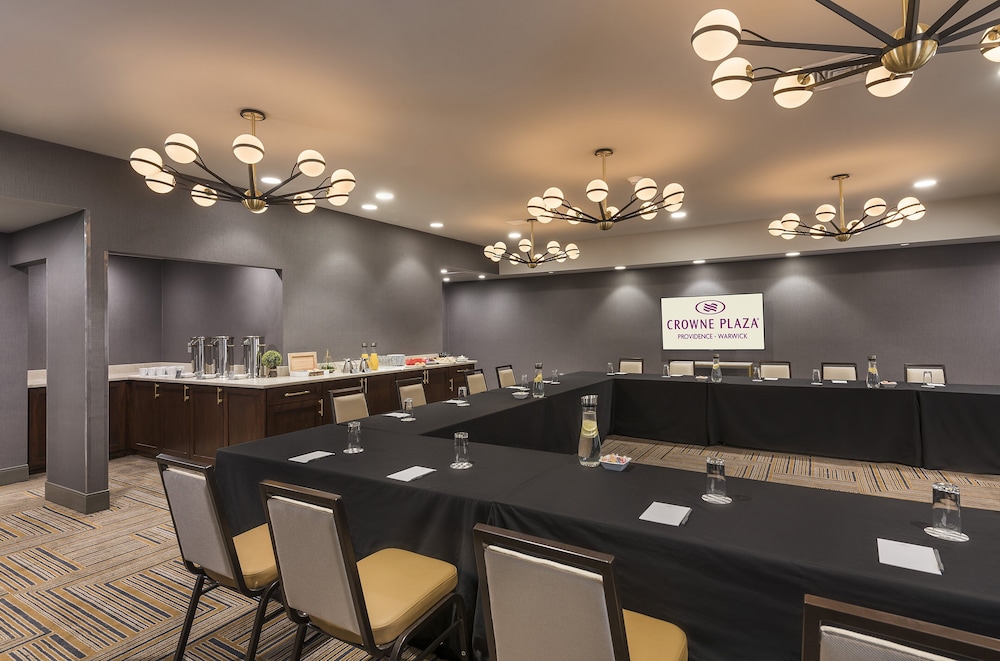 Crowne Plaza Providence Warwick Airport by IHG - photo 45