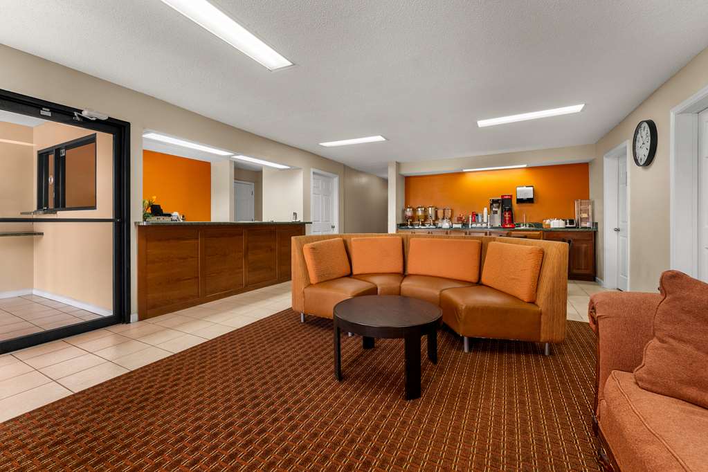 Americas Best Value Inn Montezuma - photo 7