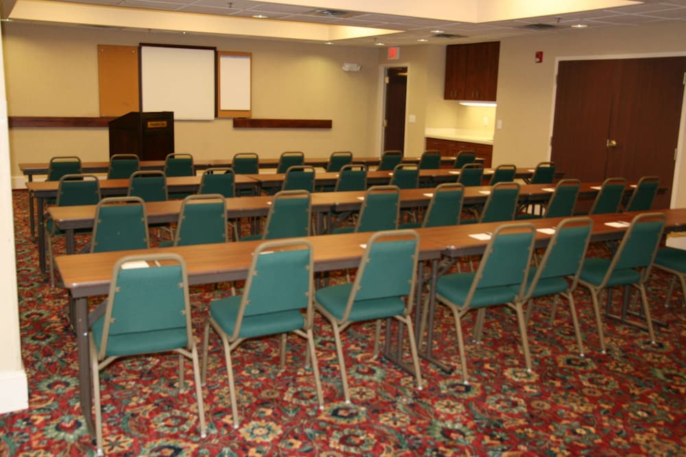 Hampton Inn Hillsville - photo 58