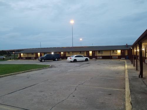 America's Value Inn - photo 29