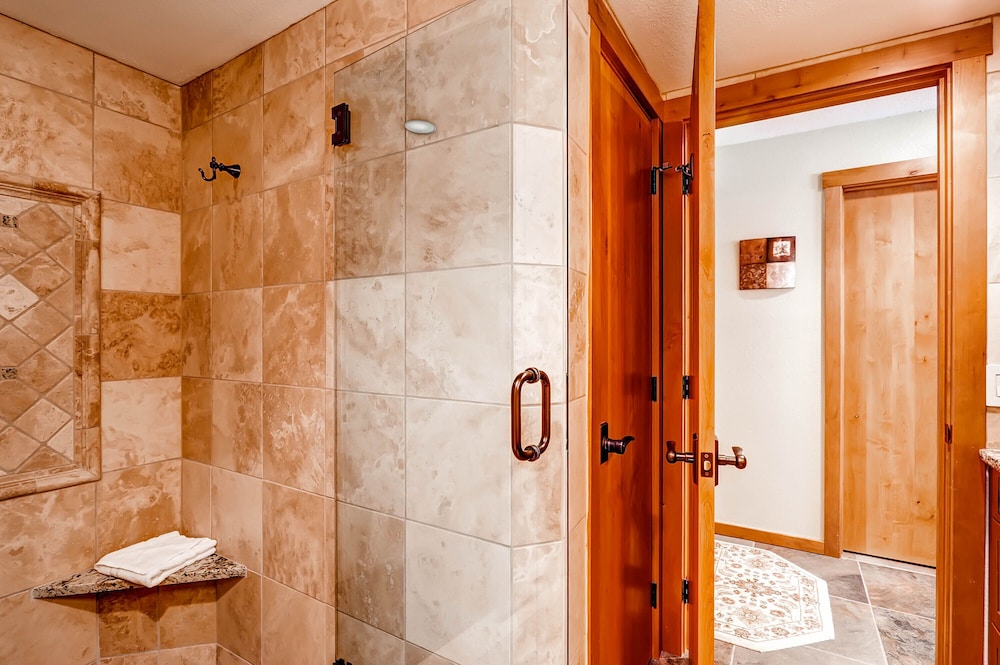Lakeside Village by Vail Resorts - photo 56