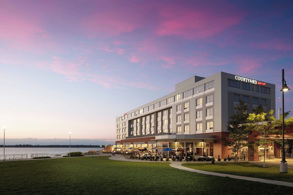 Courtyard by Marriott Erie Bayfront - photo 80