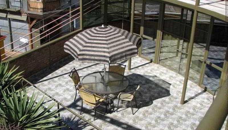 Robinson Crusoe Inn Class in Valparaiso, Chile