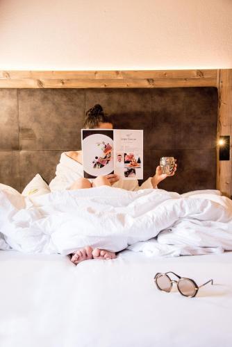 Ski IN Ski OUT Hotel Sonnleiten — hotel in Cadipietra