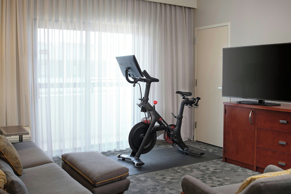 Courtyard by Marriott Charlotte Southpark - photo 10