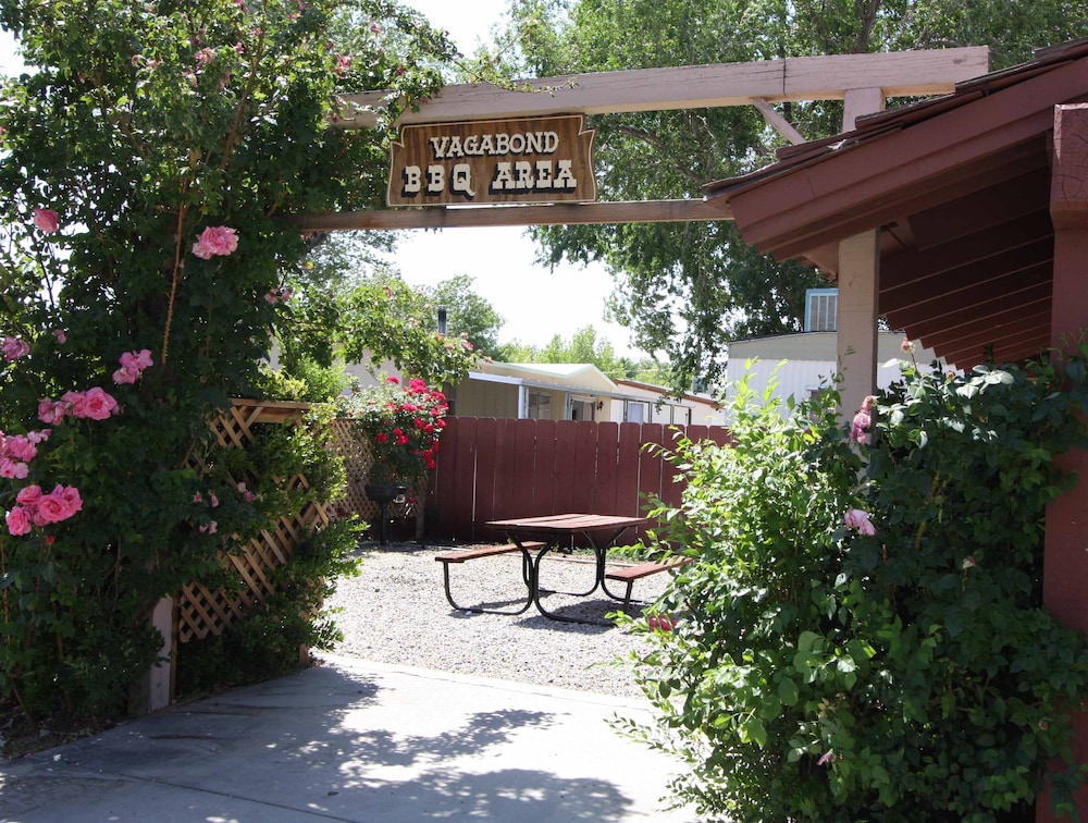 Vagabond Inn Bishop - photo 27