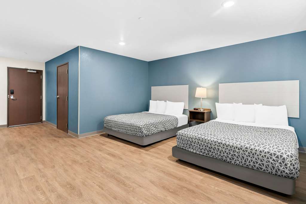 Woodspring Suites Indio Coachella Valley - photo 10