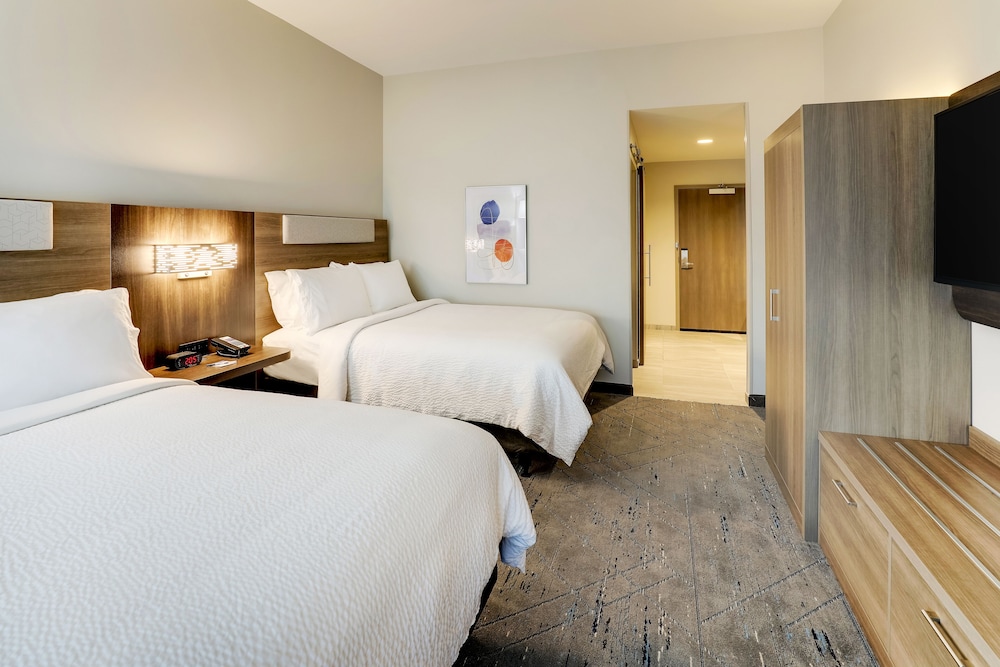 Holiday Inn Express Holly Springs Raleigh Area by IHG - photo 23