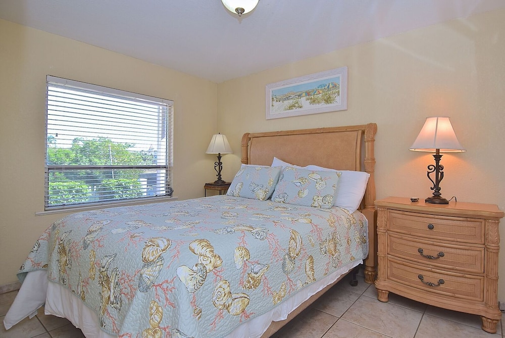 A Beach Retreat - photo 14