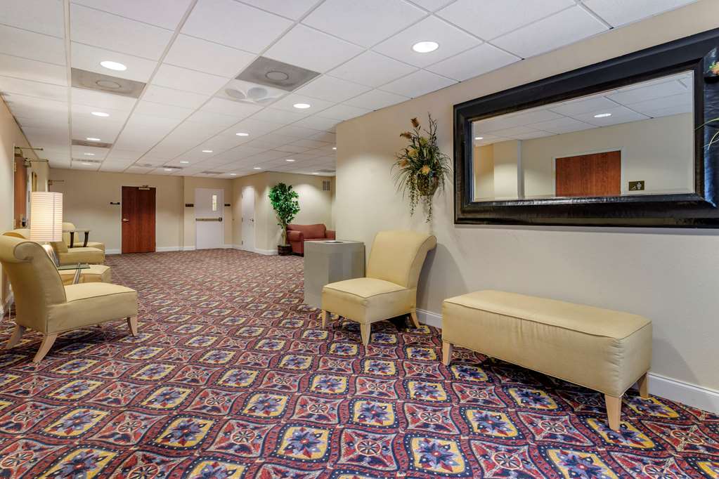 Comfort Inn & Suites Statesboro University Area - photo 6