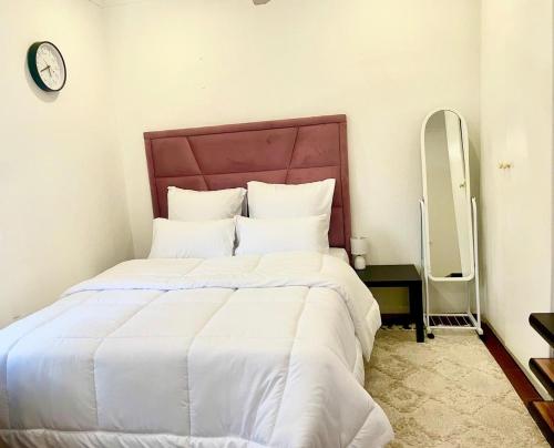 Plaisir de recevoir in Roodepoort, South Africa