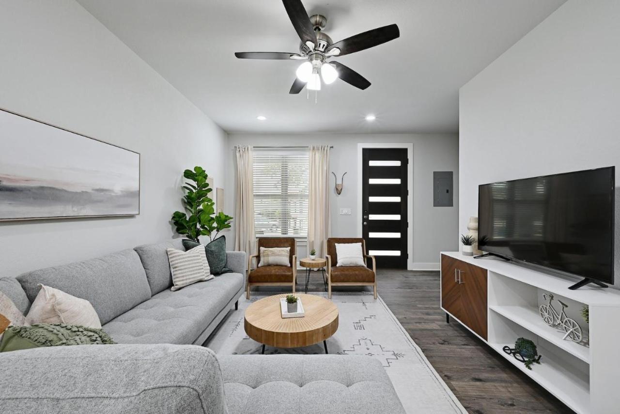 Hogan Hideaway - carbon neutral hotel in Leander