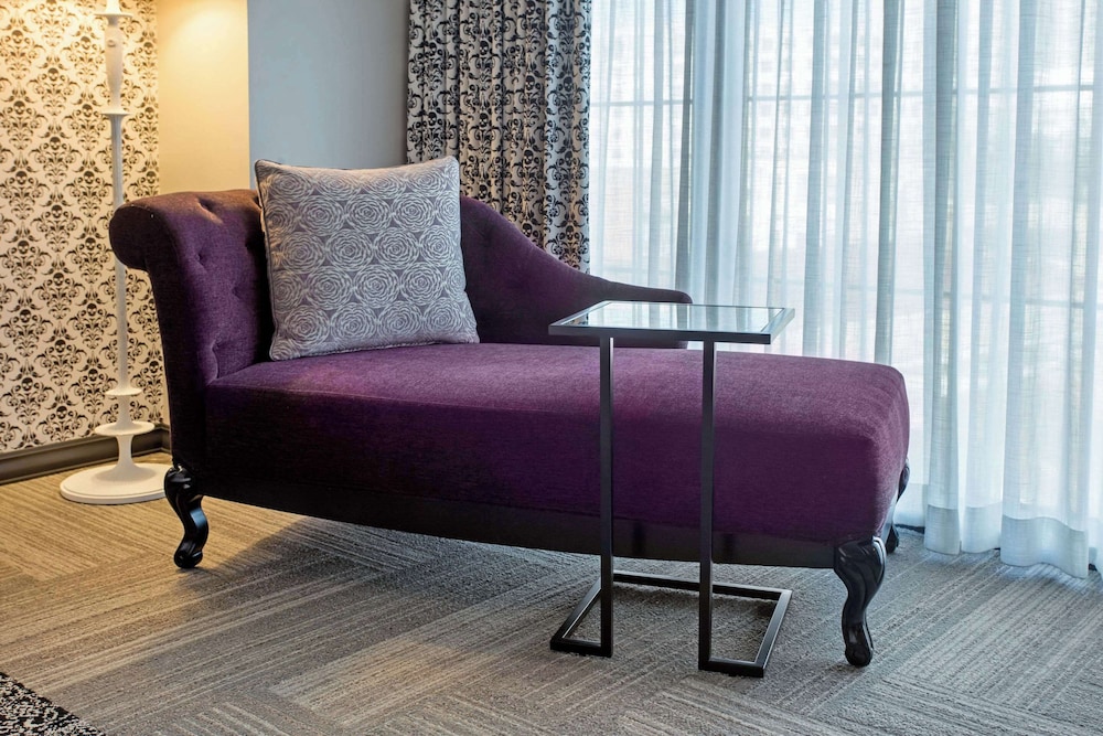 Cambria Hotel New Orleans Downtown Warehouse District - photo 24