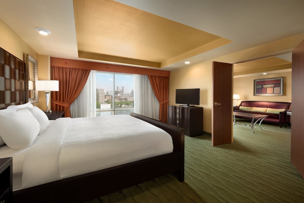 Embassy Suites by Hilton E Peoria Riverfront Conf Center - photo 15