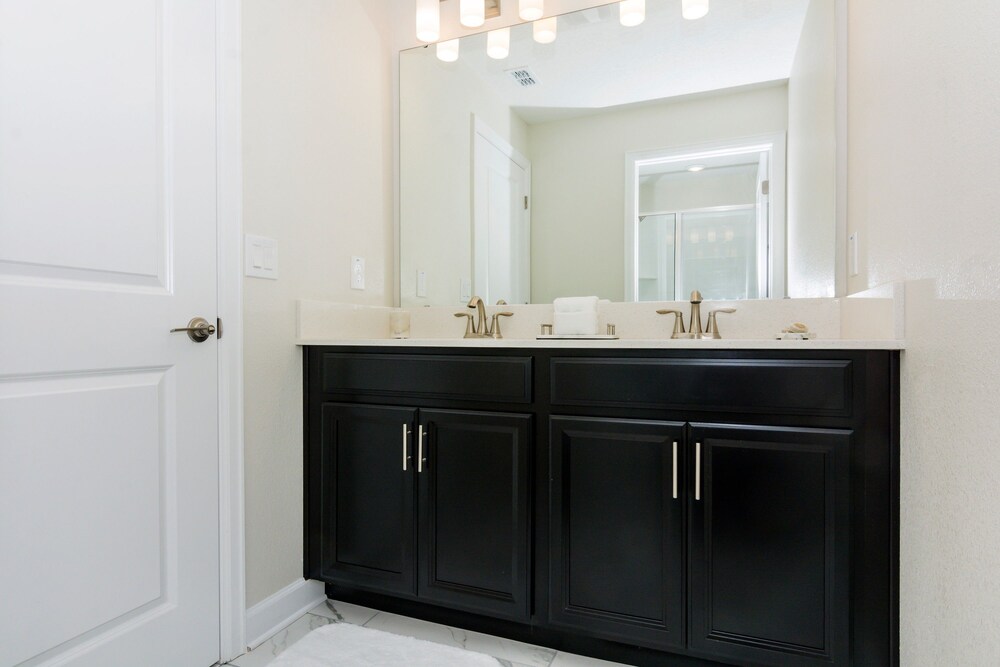 5 Bedrooms 4 Bathrooms Storey Lake 2373 Rt - photo 23