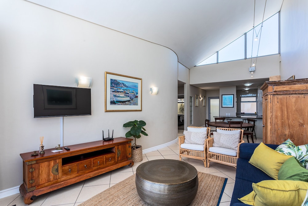 Seaside Village C22 by Ctha