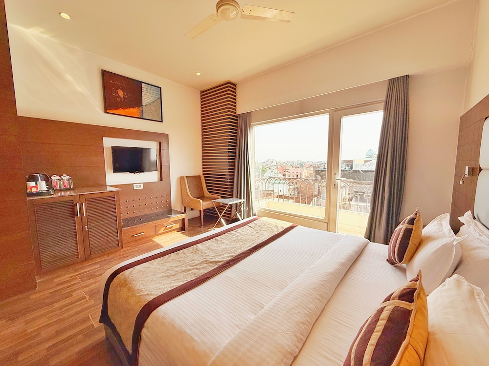 Sawera Grand - carbon neutral hotel in Amritsar