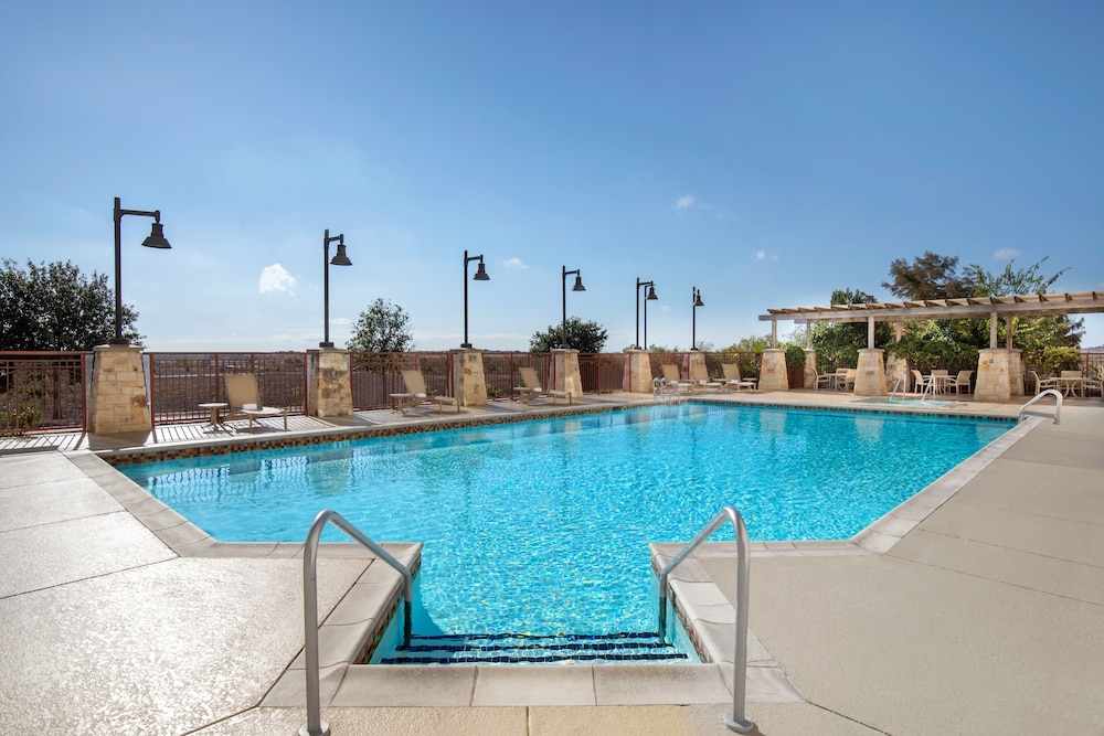 Embassy Suites by Hilton San Marcos Hotel Conference Center - photo 33