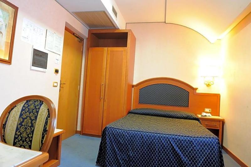 Hotel La Bella Venere — hotel in Caprarola