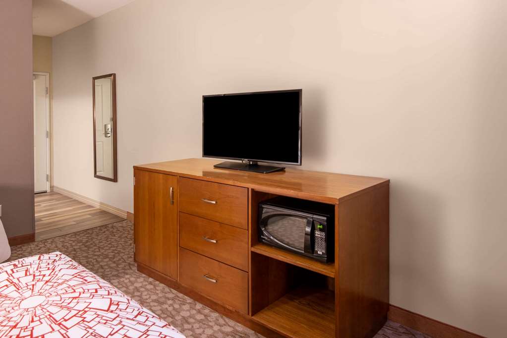 La Quinta Inn & Suites by Wyndham Durango - photo 18