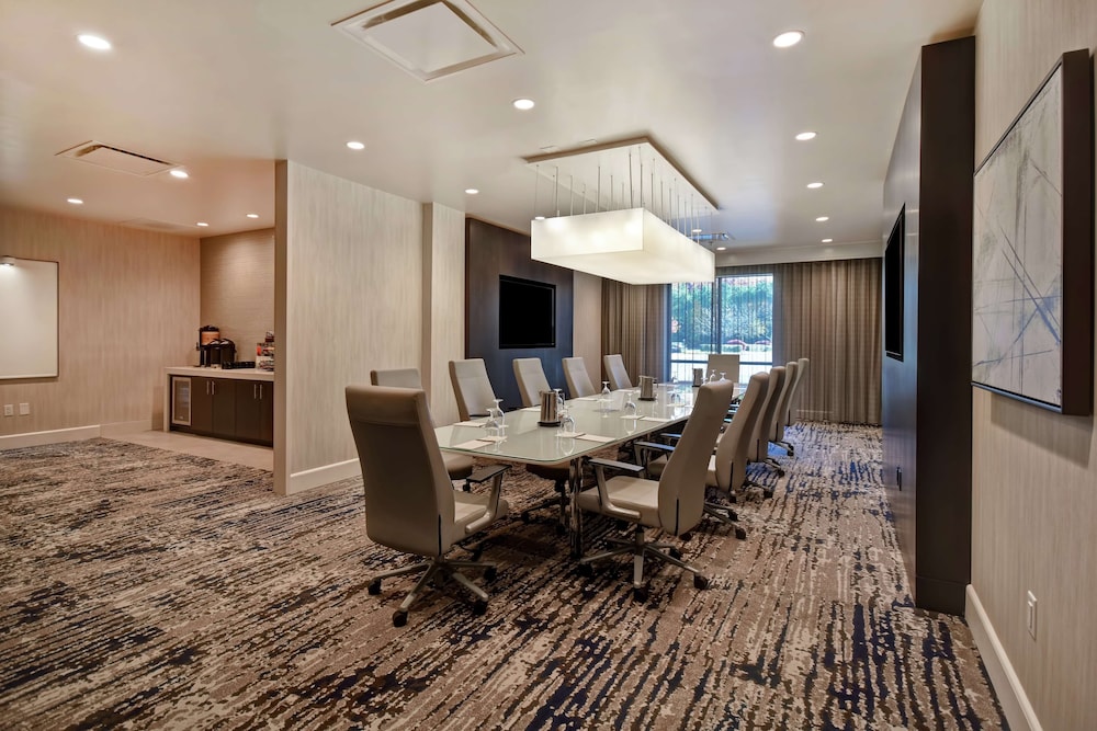 Embassy Suites by Hilton Raleigh Durham Research Triangle - photo 98