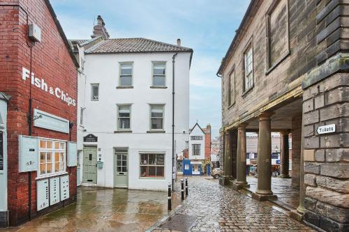 Whitby Boutique Market Quarters