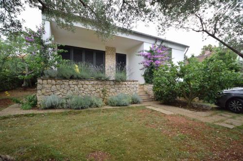 Holiday home Turanj Biograd Riviera 7997 — 4-Star Luxury Hotel in Turanj, Croatia