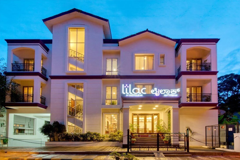Lilac Hotel 3rd Block - carbon neutral hotel in Bengaluru