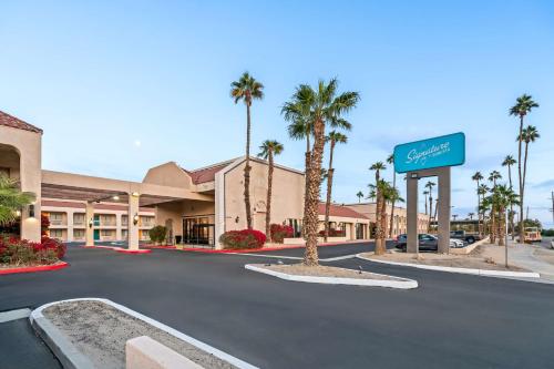 Signature Indio I 10 Coachella Valley by Sonesta - carbon neutral hotel in Indio