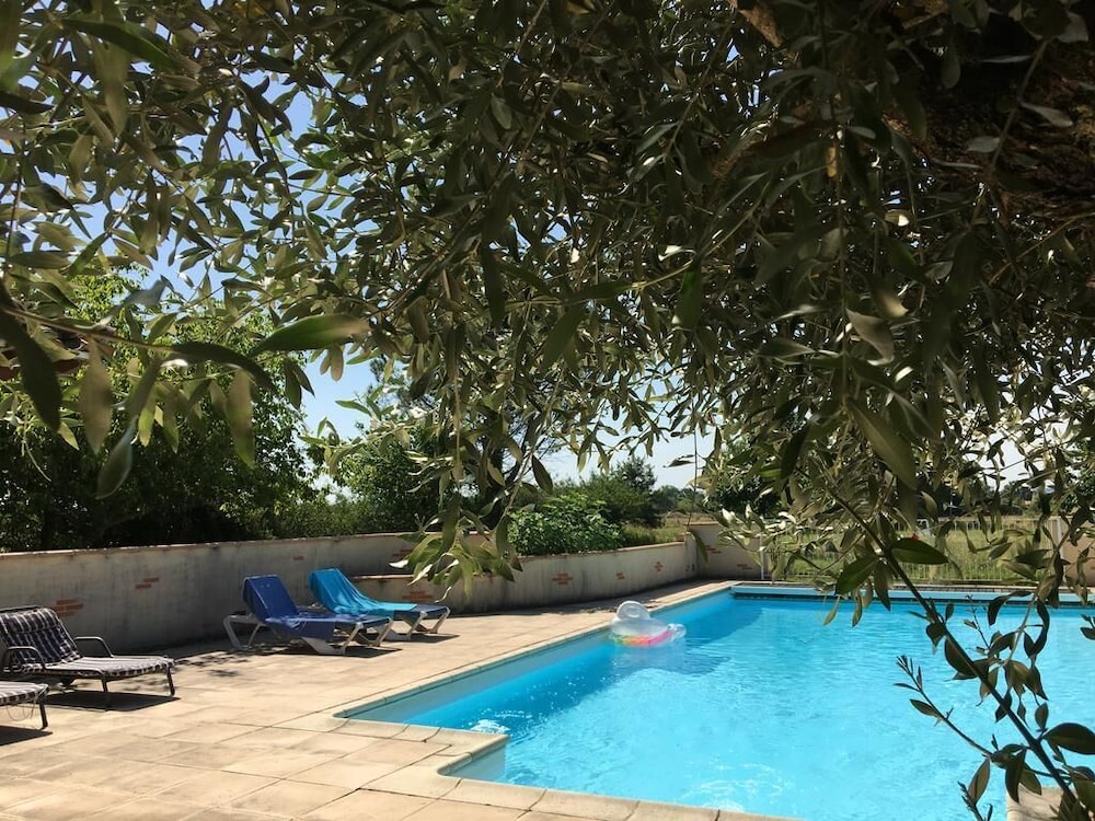 Domaine de Menerque — hotel in Lisle-Sur-Tarn