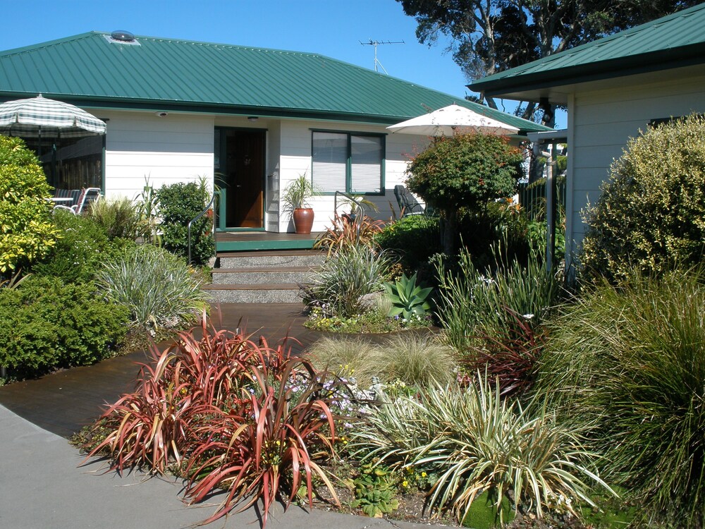 Andreas Bed and Breakfast — 4-Star Luxury Hotel in Whitianga, New Zealand