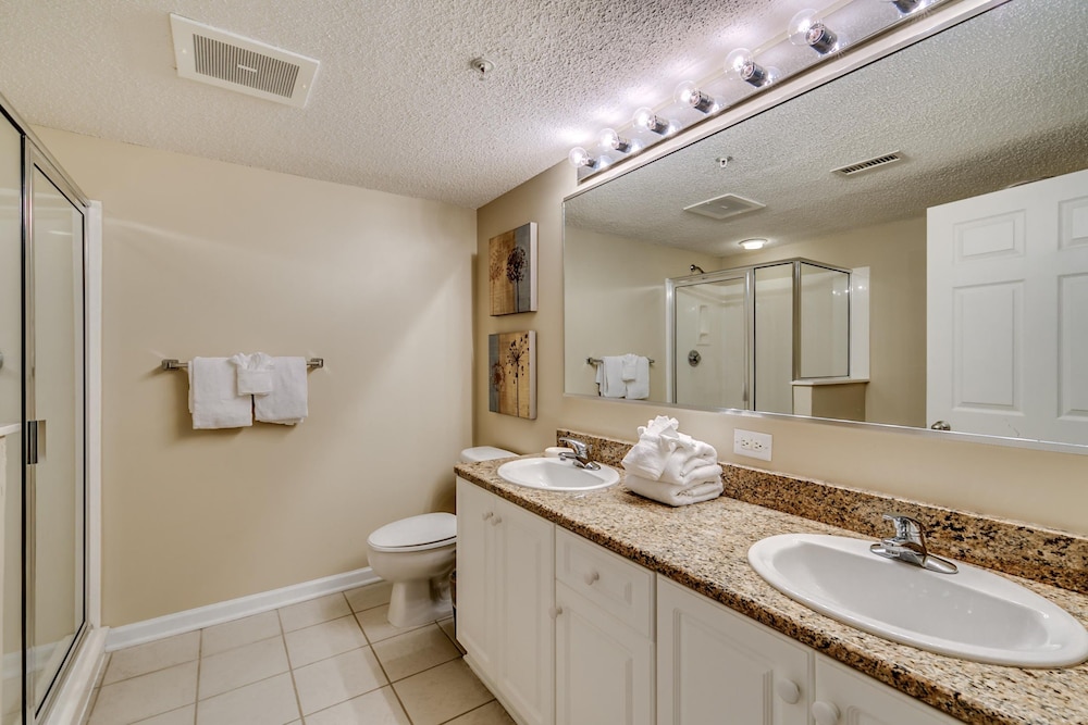 Barefoot Resort North Tower by Condo World - photo 41