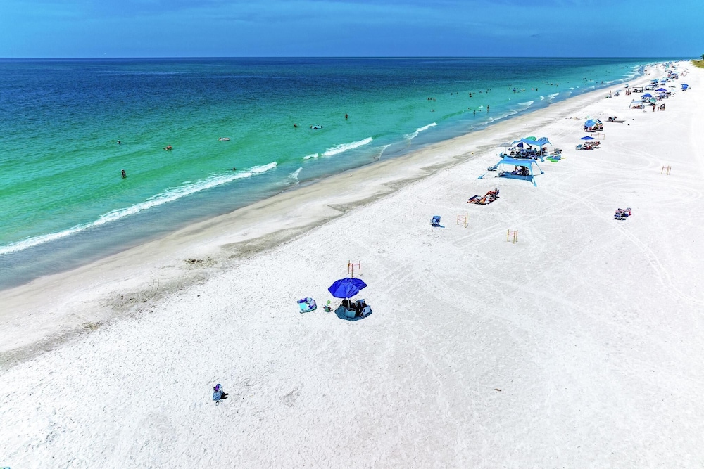 Anna Maria Island Beach Paradise 6 Holmes Beach - photo 3