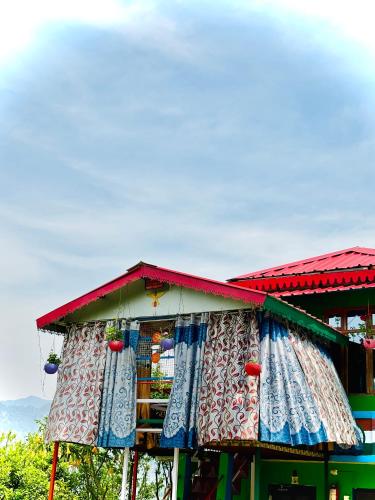 The Chakras Valley Homestay — 5-Star Luxury Hotel in Almora, India