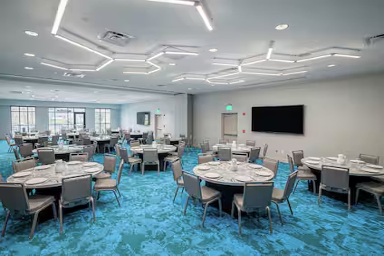 Hilton Garden Inn Hutchinson - photo 6