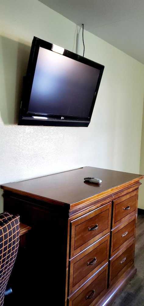 Williamston Inn - photo 12