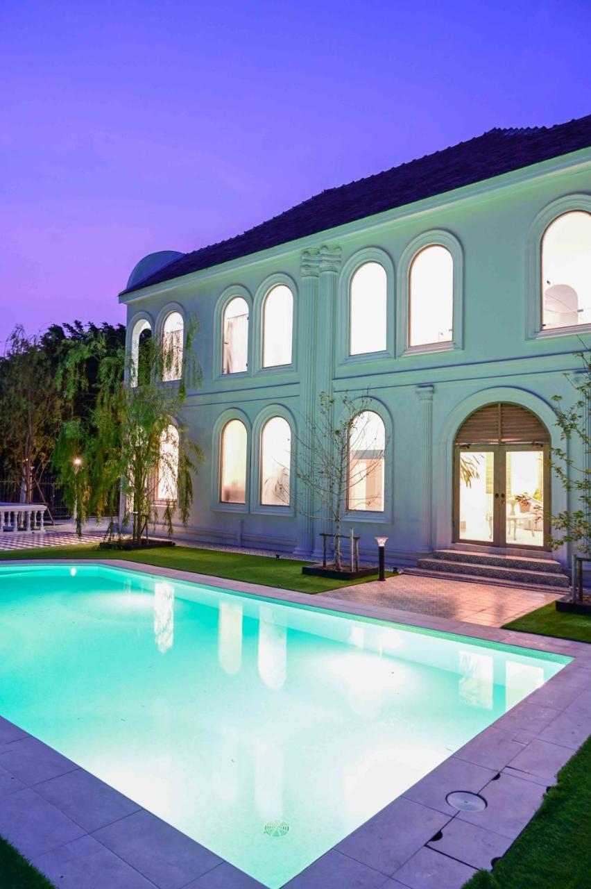 Arpo Pool Villa Riverside Bangkok