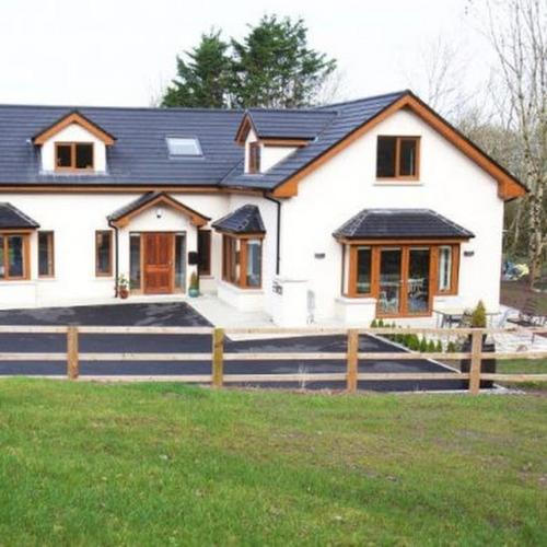 Woodview House Bed and Breakfast — 4-Star Luxury Hotel in Cork, Republic of Ireland