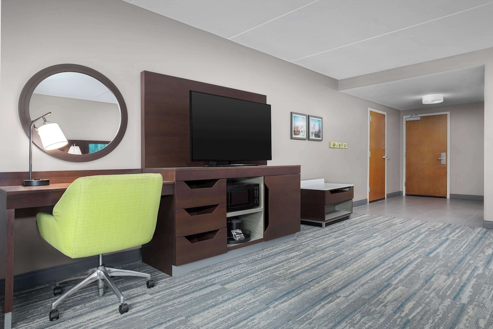 Hampton Inn & Suites ATL Six Flags - photo 5