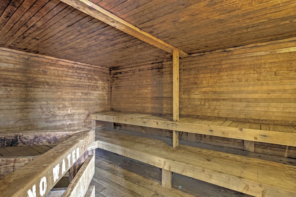 2 Mi to Granby Ranch: Resort Studio w Pool Access - photo 11