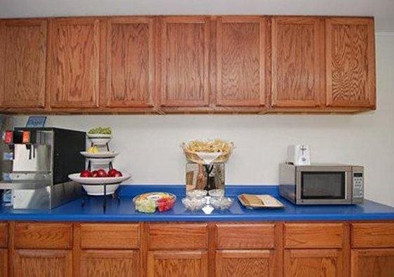 Rodeway Inn - carbon neutral hotel in Brevard