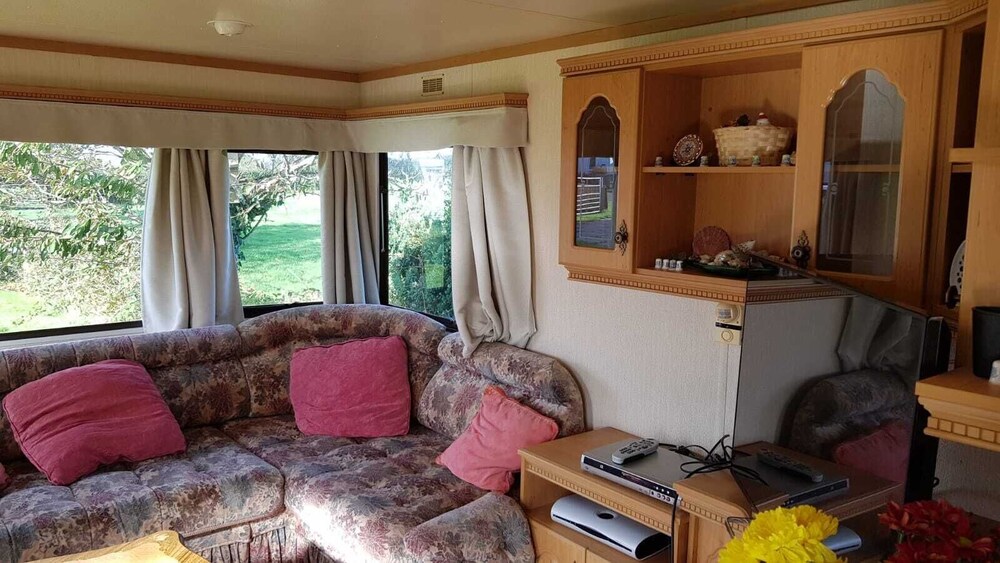 Caravan by Sea — hotel in Pwllheli
